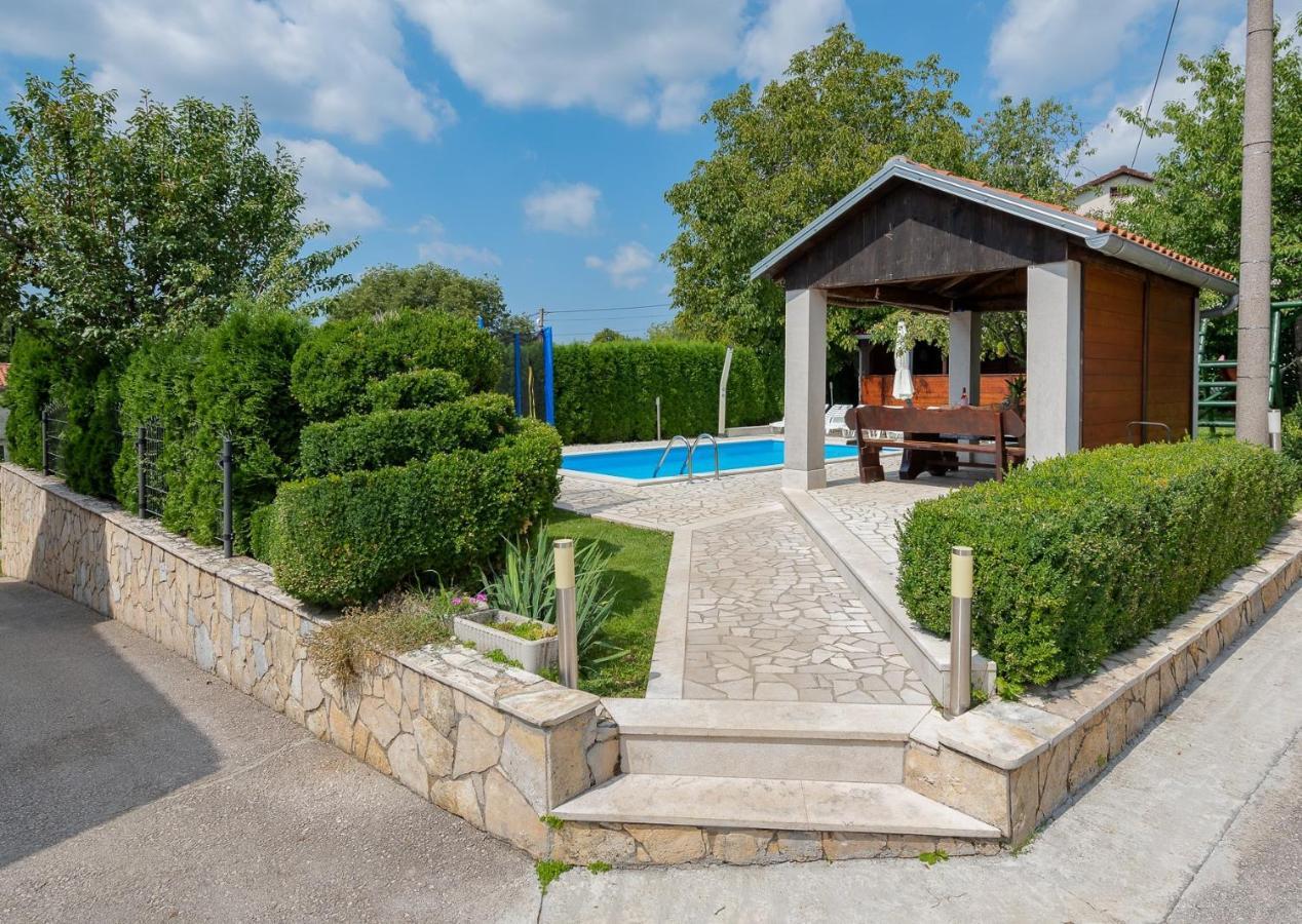 House Semy With Private Pool Vila Pazin Exterior foto