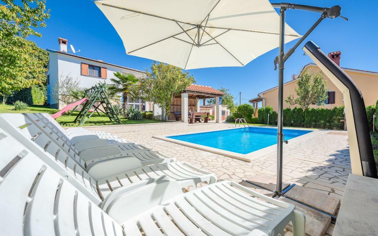 House Semy With Private Pool Vila Pazin Exterior foto